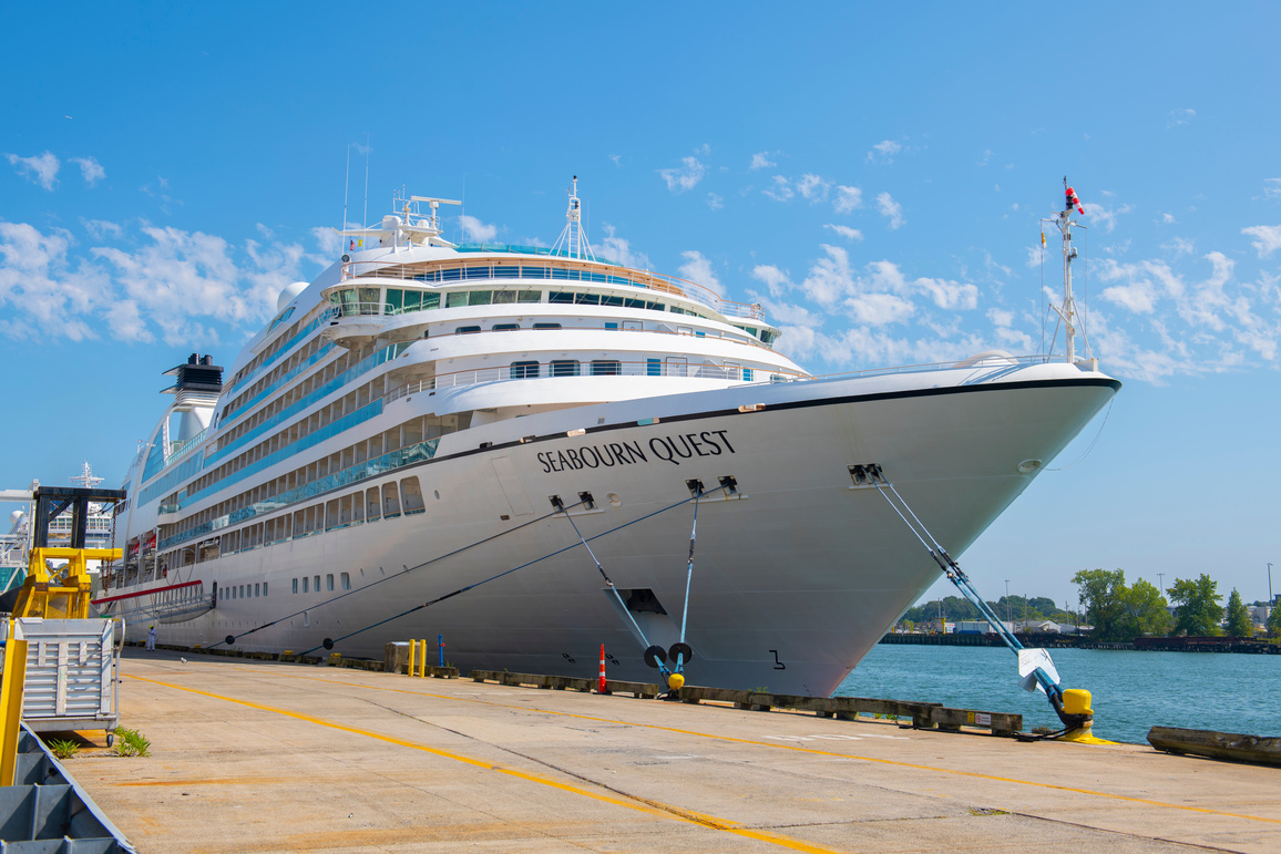 Seabourn Quest by Seabourn Cruise Line