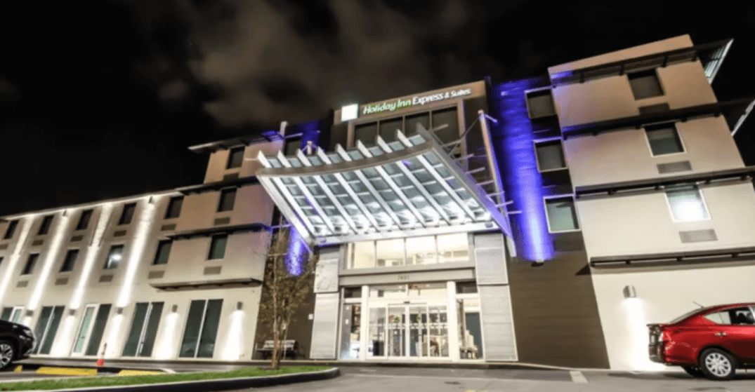 Holiday Inn Express & Suites